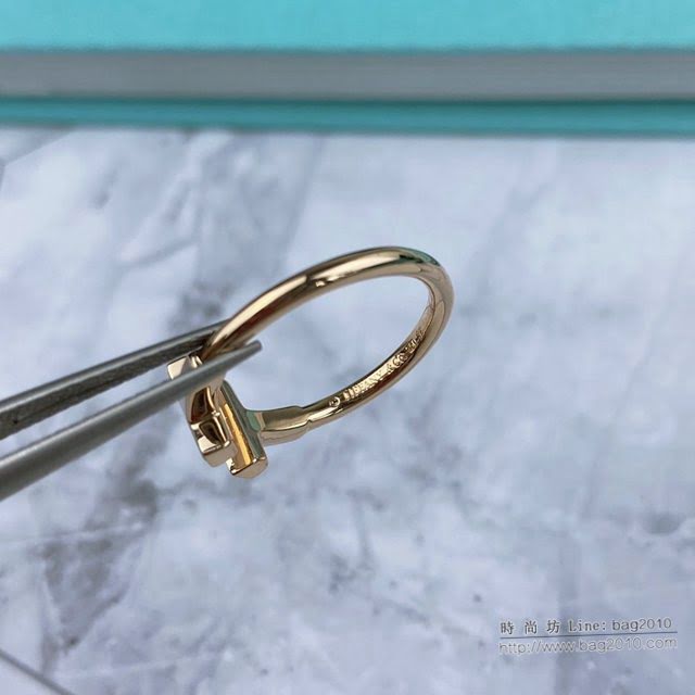 Tiffany飾品 蒂芙尼女士專櫃爆款T Square貝母雙t開口戒指 Tiffany鑲嵌白色珍珠母貝V金戒指  zgt1620